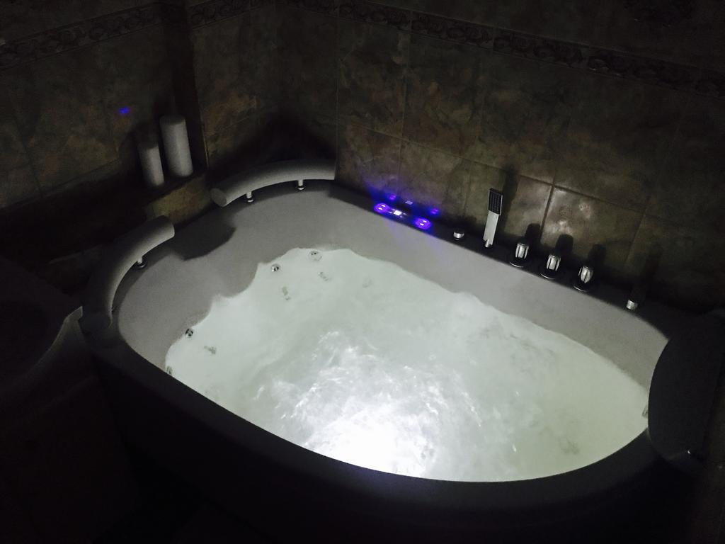 Trumpalaike Buto Nuoma Rokiskyje Su Jacuzzi Rokiskis Dış mekan fotoğraf